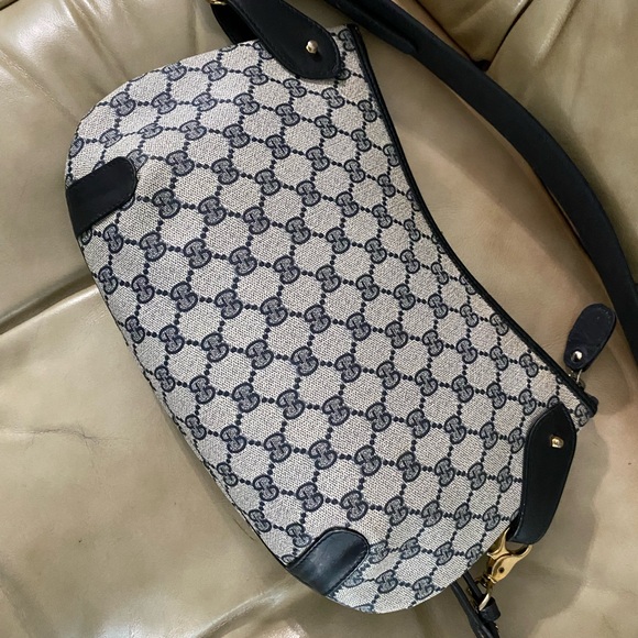 Vintage Gucci GG Bag with Custom Guitar strap - Picture 3 of 13